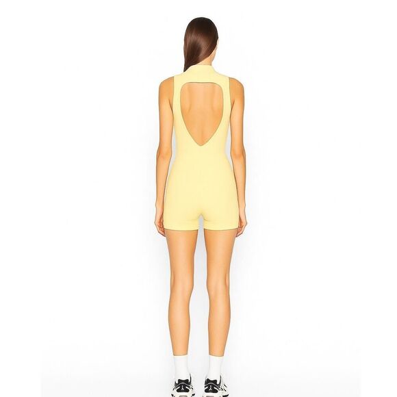 GIGI C Activewear Revolve Keelan Romper Women's Medium Butter Yellow Sleeveless - Picture 2 of 12